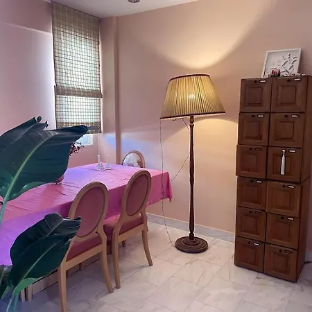 Maisonete Balcony & Parking Apartment *